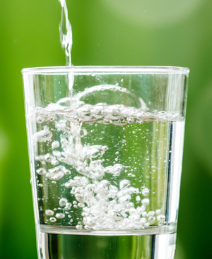 美容と健康：水を飲む効用